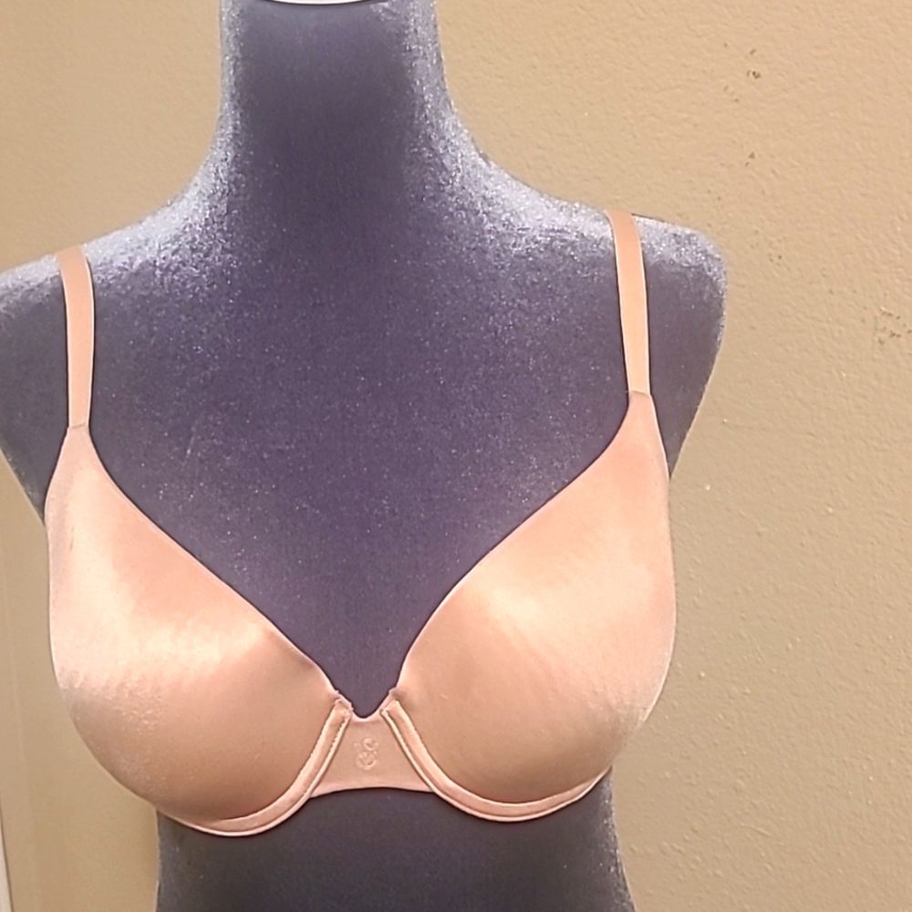 Victoria Secret 34D Bra with Adjustable Straps